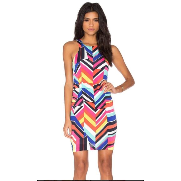 Trina Turk Amaya Geometric Dress Small Body Con Designer Color Block Patterned - Picture 1 of 7